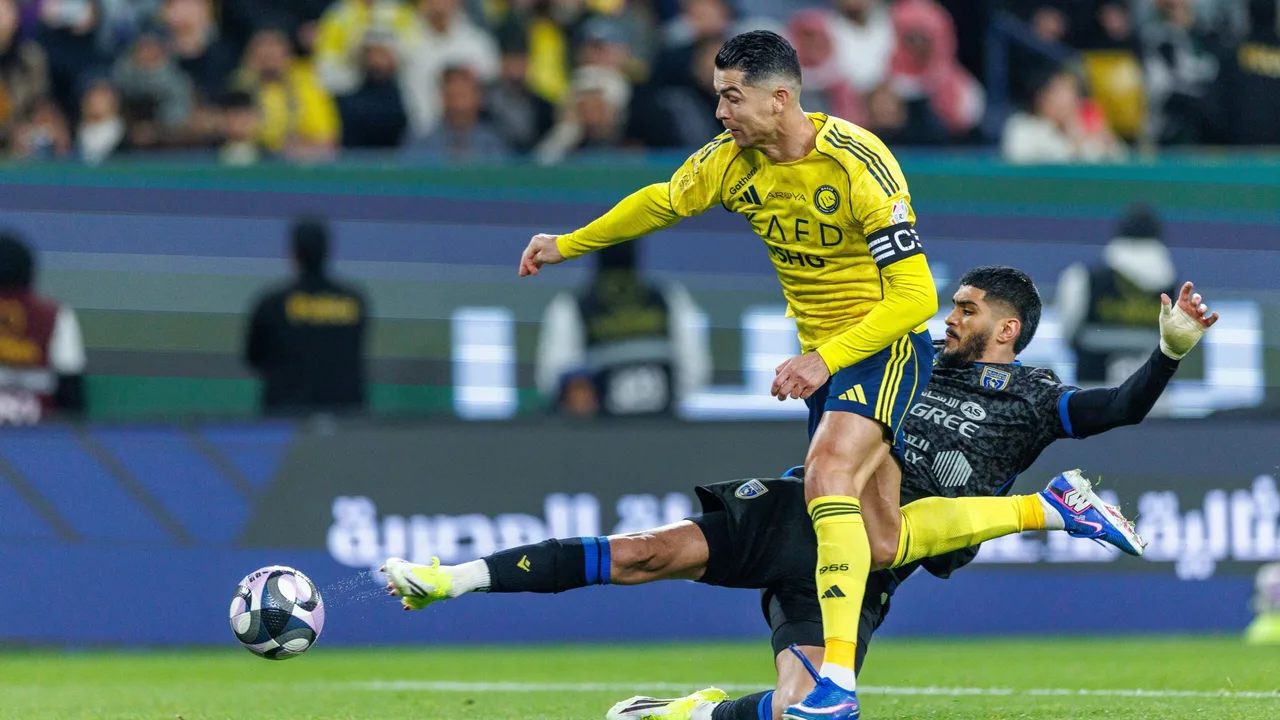 بث مباشر.. تردد القنوات الناقلة لمباراة الخلود والنصر في دوري روشن السعودي اليوم